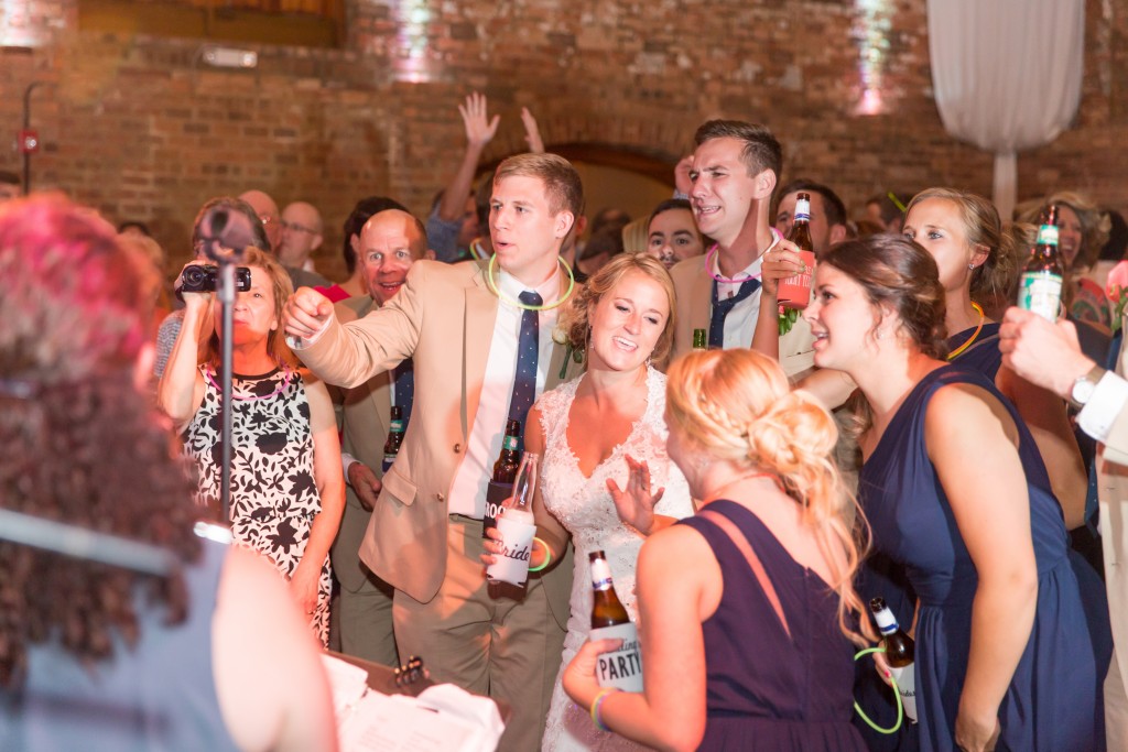 Ryan and Alyssa Photography | Greenville, SC | Old Cigar Warehouse Wedding