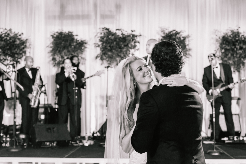 swan-house-wedding-toast-events-vue-photography-75