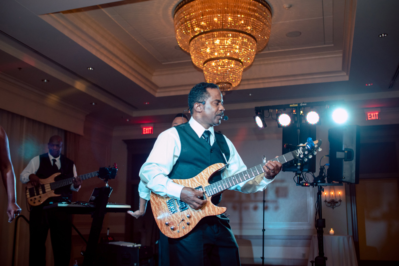 View More: http://oncelikeaspark.pass.us/amanda-steve-wedding