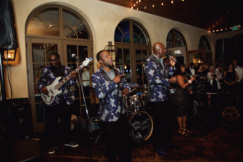 Loose Chain wedding band performing at winery wedding.