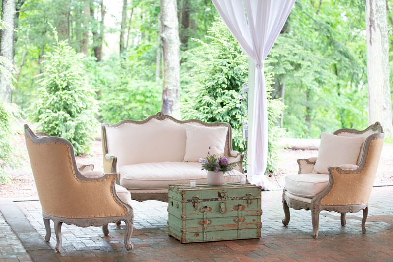 Seating arrangement at Biltmore wedding reception.