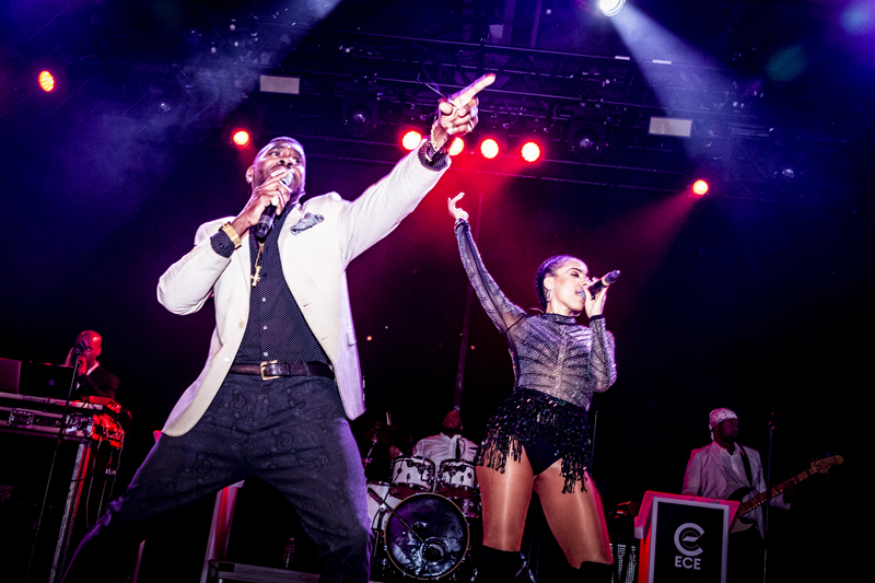 Jessie's Girls band performing at Cheers for CHOP gala in Philadelphia