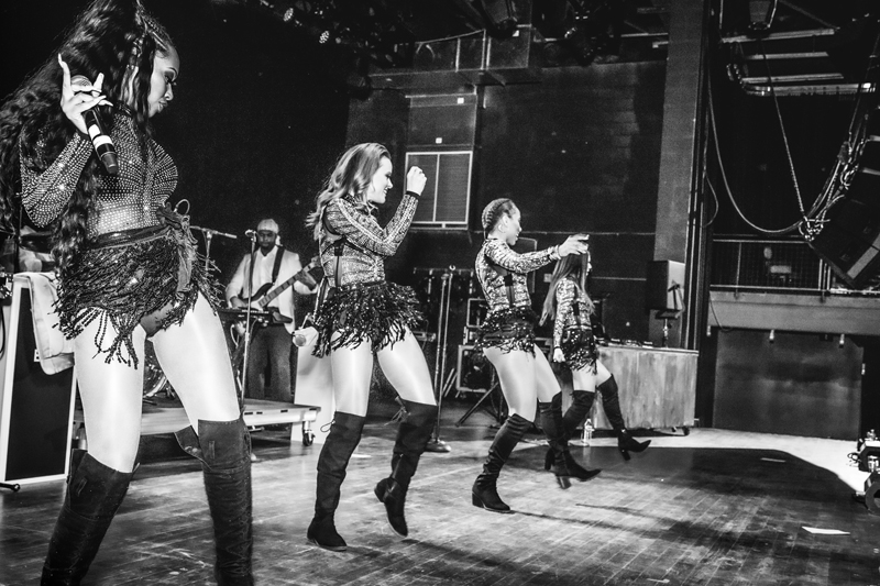 Jessie's Girls band performing at Cheers for CHOP gala in Philadelphia